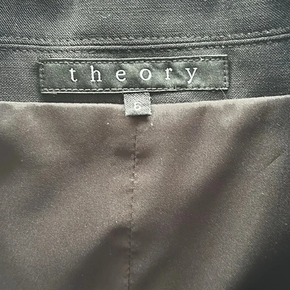 Theory sz 6 wool button close blazer excellent like new condition business work - Picture 8 of 9